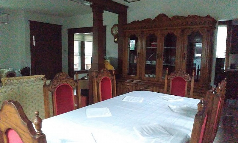 3 Bed 1.5 Bath House...