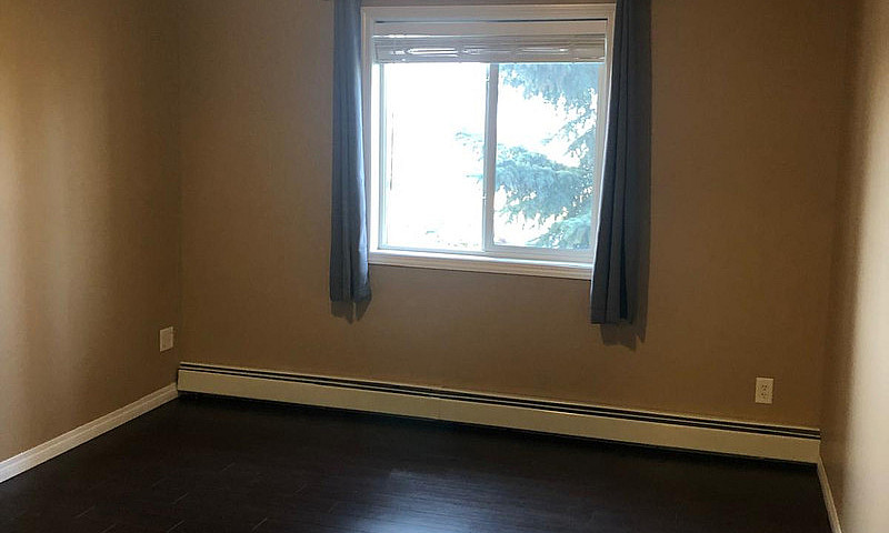 1 Bedroom 1 Bathroom...
