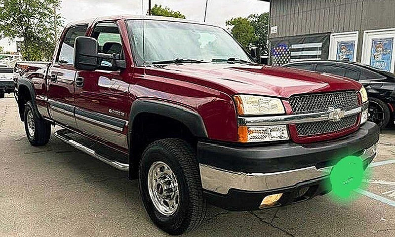 2004 Chevrolet Silve...