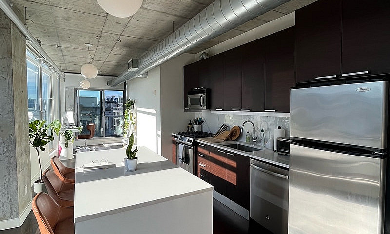 900 Sq Ft Furnished ...