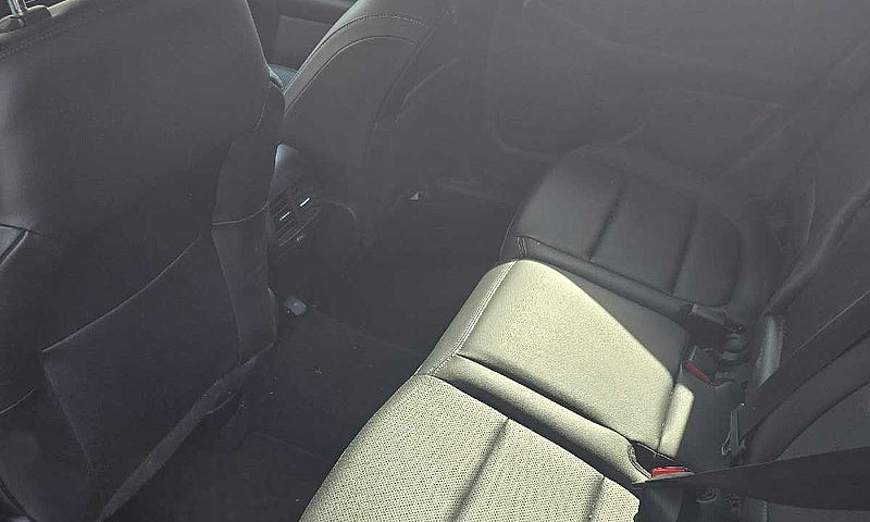 2020 Ford Escape Sel...