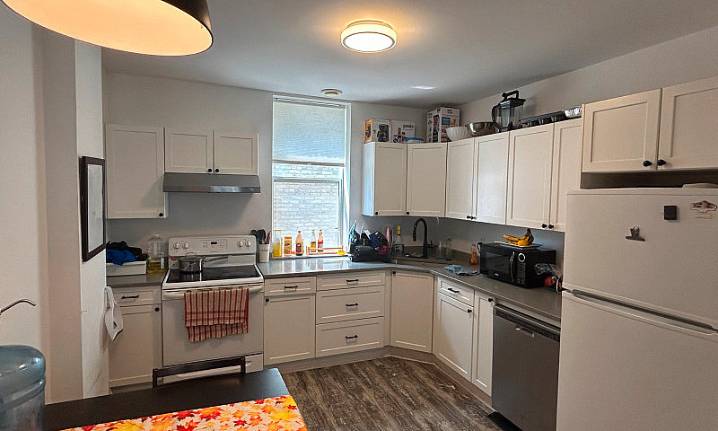 Two Bedroom Condo Te...