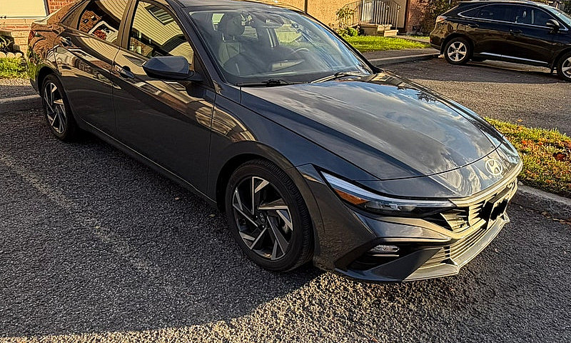 2025 Hyundai Elantra...
