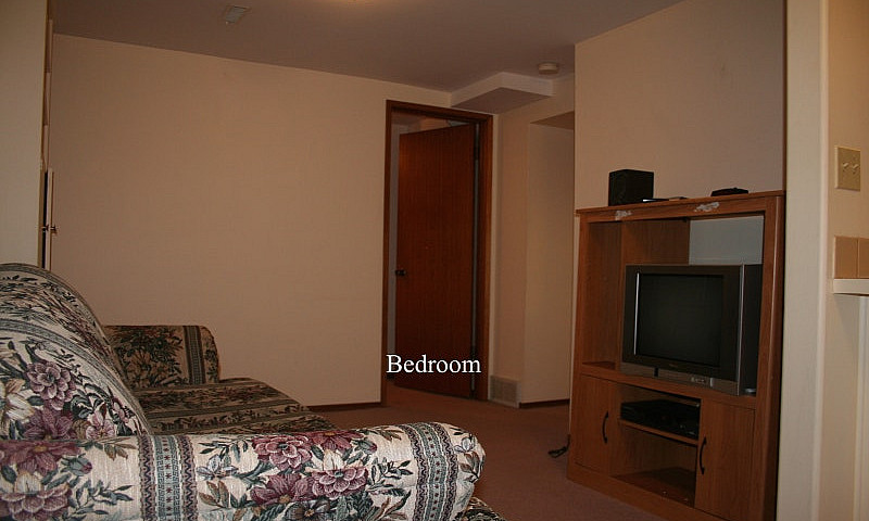 *1 Bedroom Basement ...