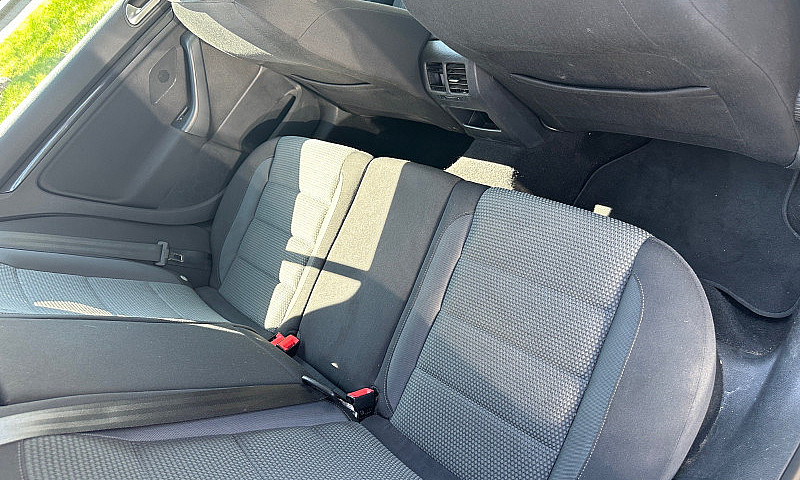 2014 Volkswagen Golf...