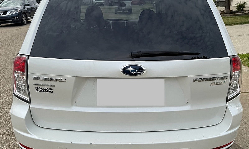 Subaru Forester 2011...