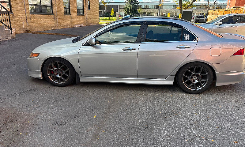 Acura Tsx...