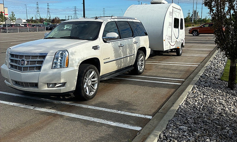 2012 Escalade And 20...