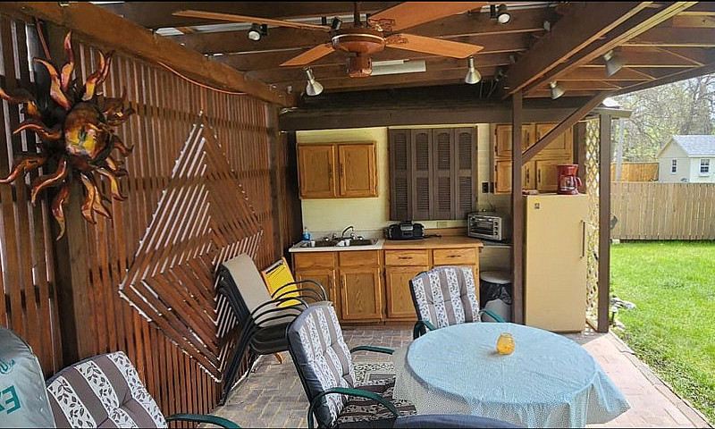 Home/Cottage For Sal...