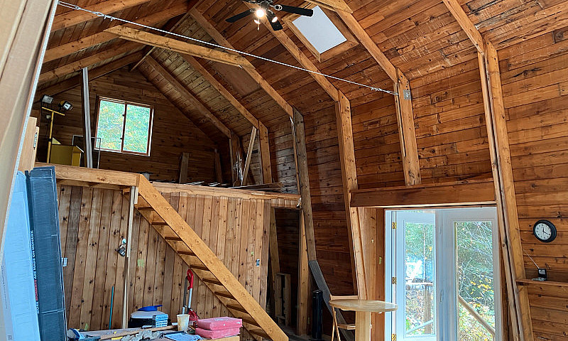 Lakefront Cottage Fo...