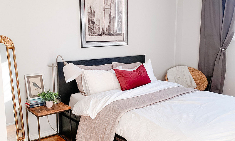 Cozy 1 Bedroom Centr...