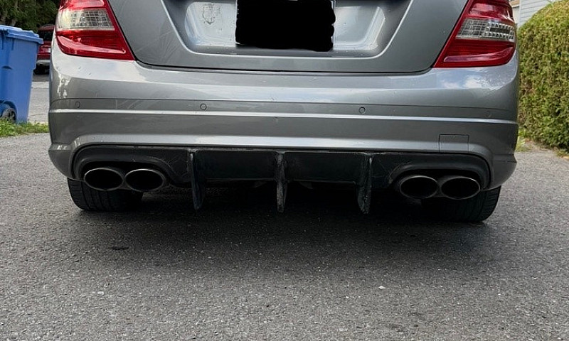 2010 Mercedes-Benz C...