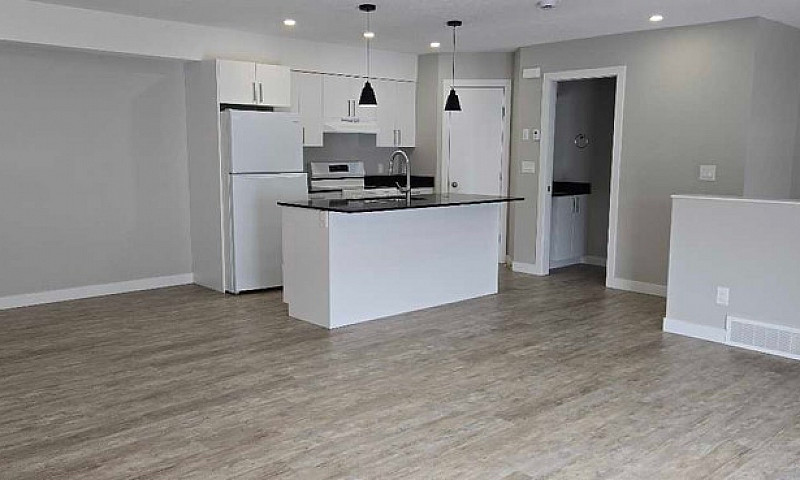 1 Month Free  Rent I...