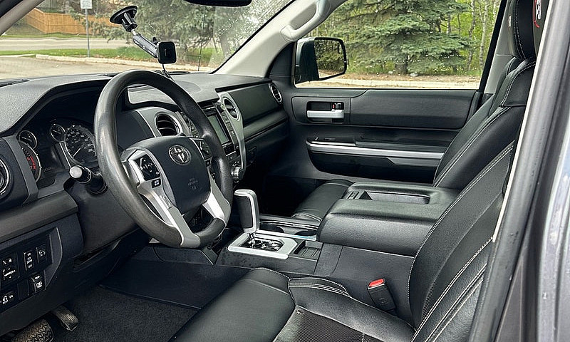 2017 Toyota Tundra  ...