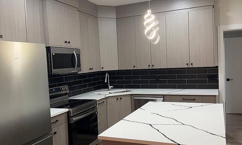 Beautiful 2 Bedrooms...