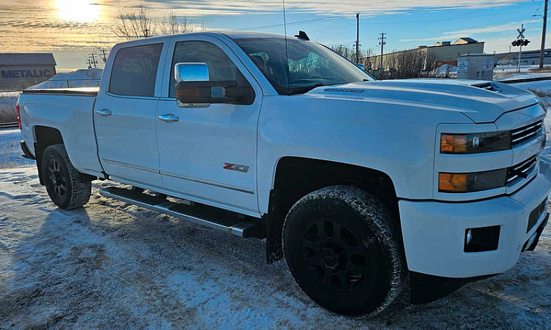2018 Chevy 3500 Dura...