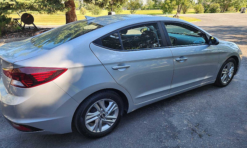 2020 Hyundai Elantra...