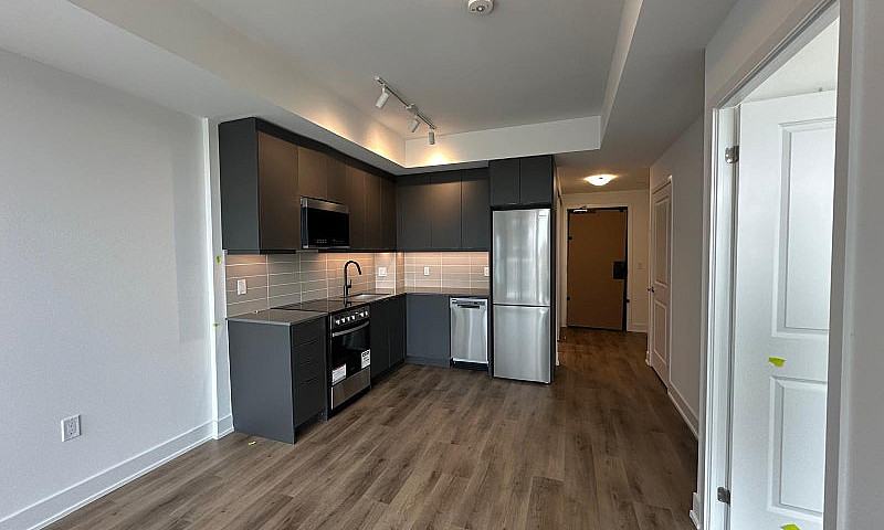 1Bed+ Den, 2 Full Ba...