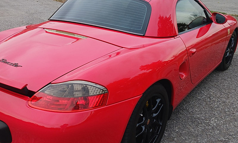 Porsche Boxster 2000...