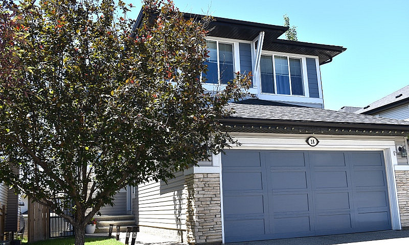 Calgary Nw Home For ...