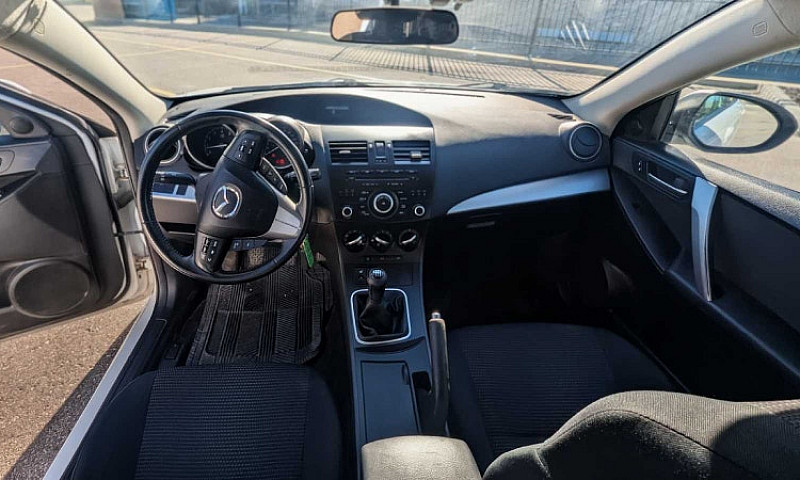 2013 Mazda 3 Sky (Sa...