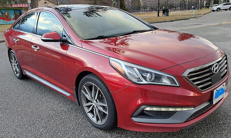 Hyundai Sonata 2.0Lt...