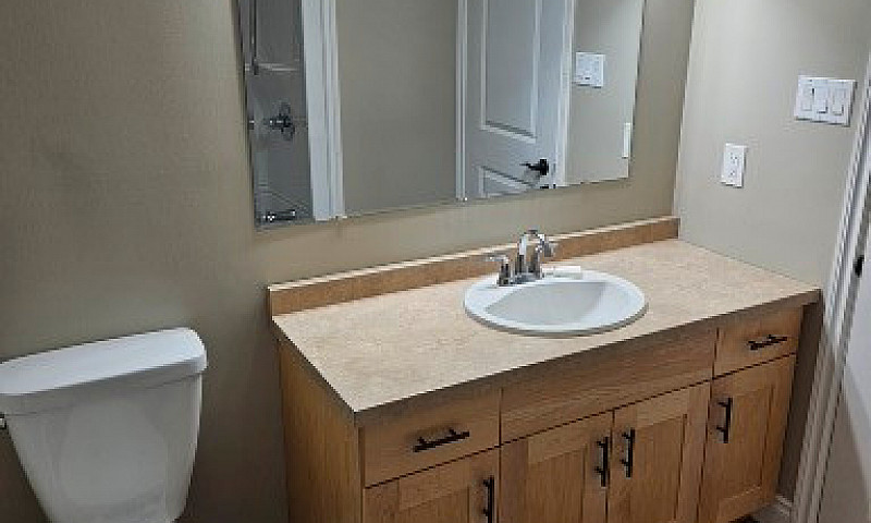 3 Bed 1.5 Bath Apart...