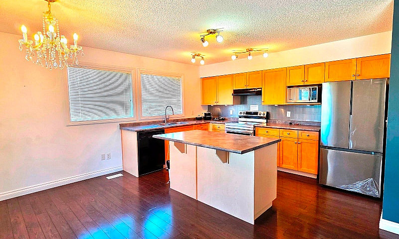12050 17 Ave Sw #114...