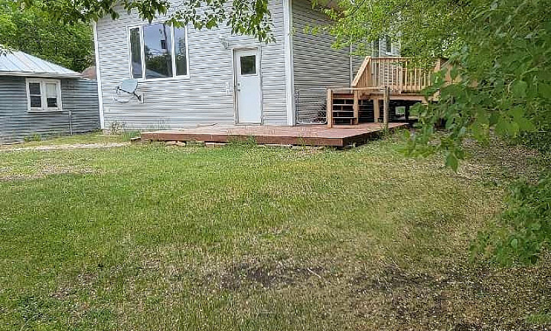 Charming 2-Storey Ho...