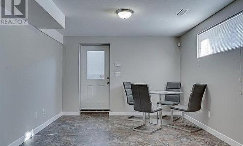 1 Bedroom 1 Bathroom...