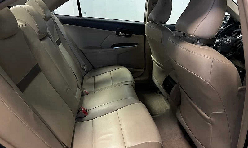 2012 Toyota Camry ...