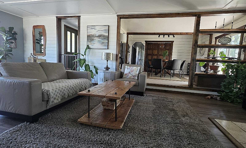 Spacious Bungalow On...