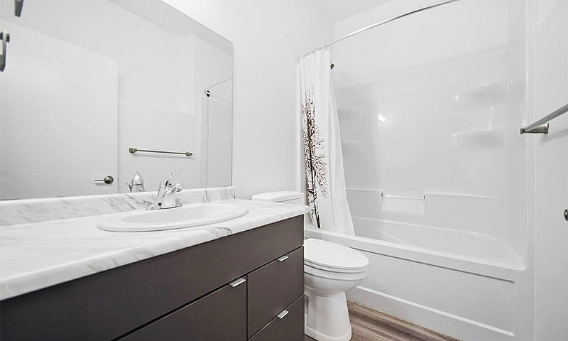 3 Bed Main Floor And...