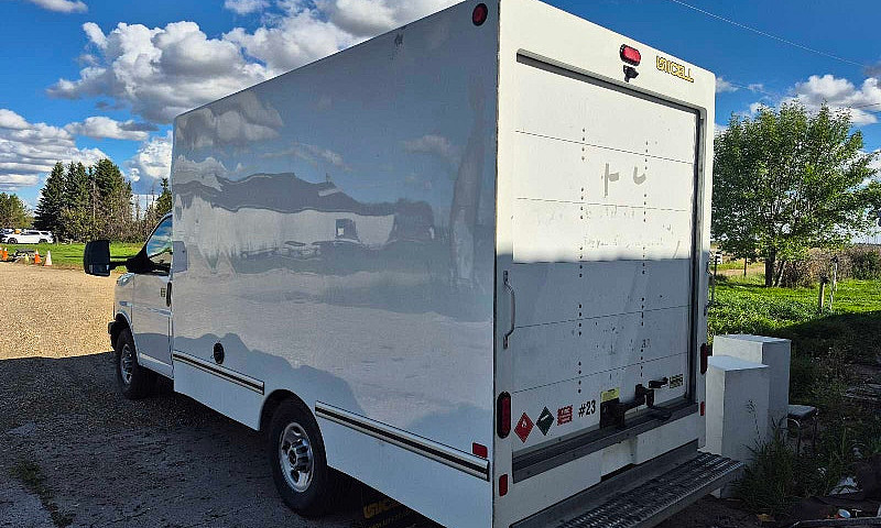 2023 Gmc Savana 3500...