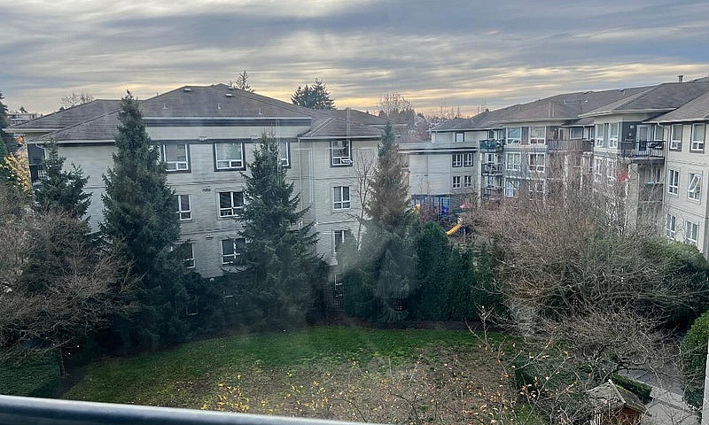 Studio In Vancouver ...
