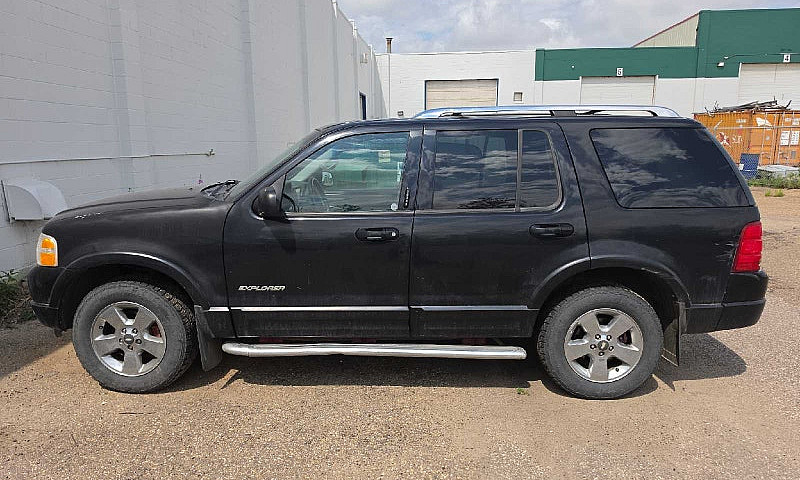 2004 Ford Explorer ...