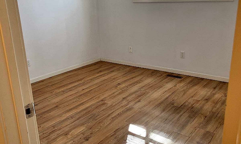 3 Br House (In A Fou...