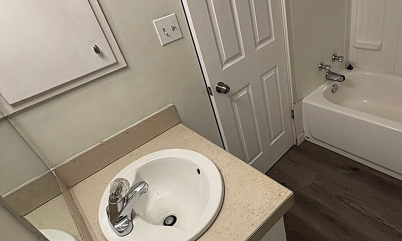2 Bedroom Townhouse ...