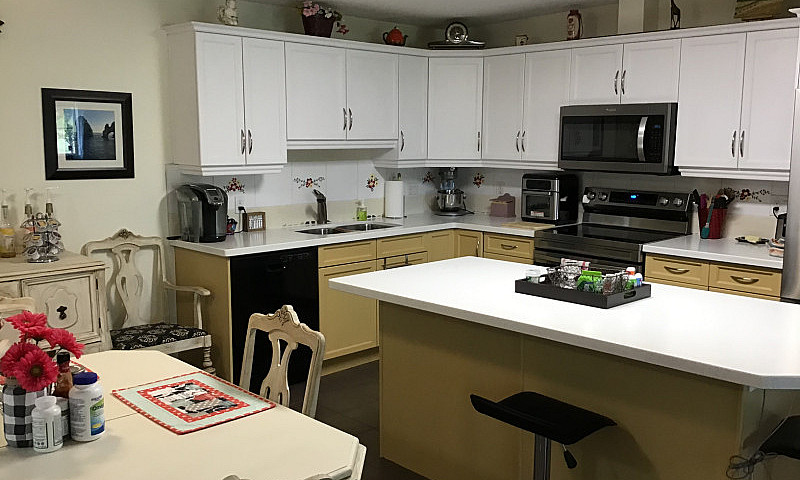 2 Bedroom Condo For ...