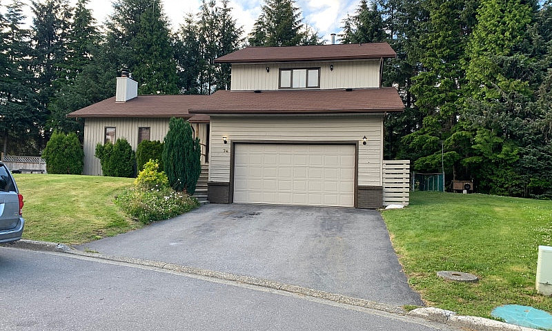 Spacious 6 Bedrooms ...