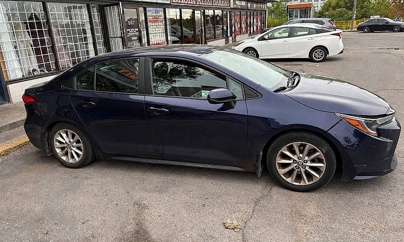 Toyota Corolla ...