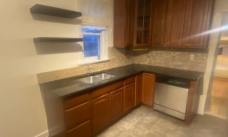 Pa Detached Home. De...