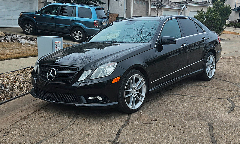 2011 Mercedes Benz E...