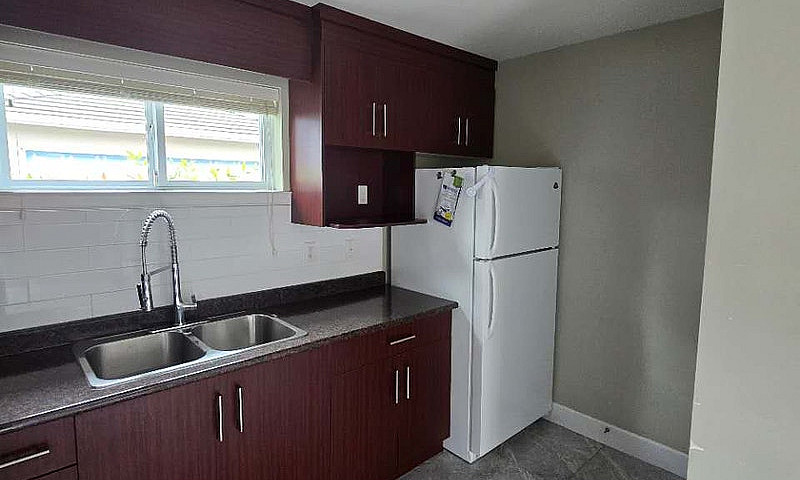 2Br/1Ba Modern Lanew...