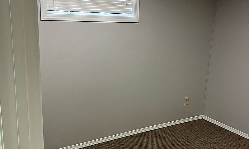 2 Bedroom Basement S...