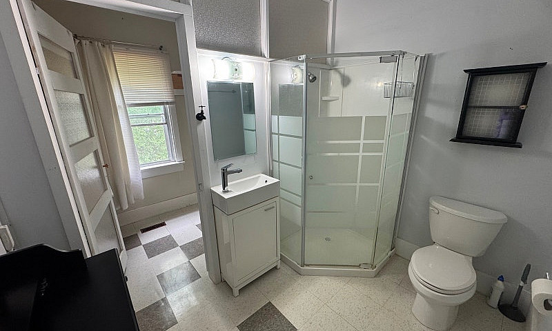 House For Sale - 114...