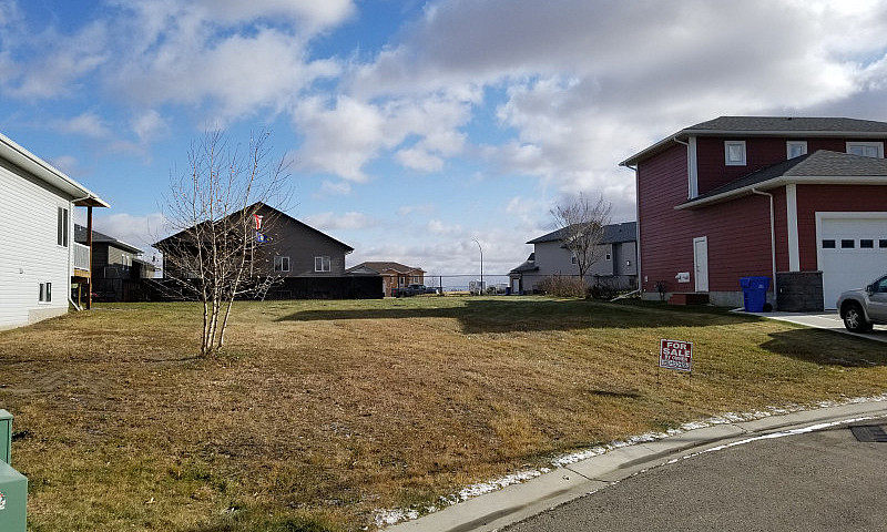 Residential Lot/Land...