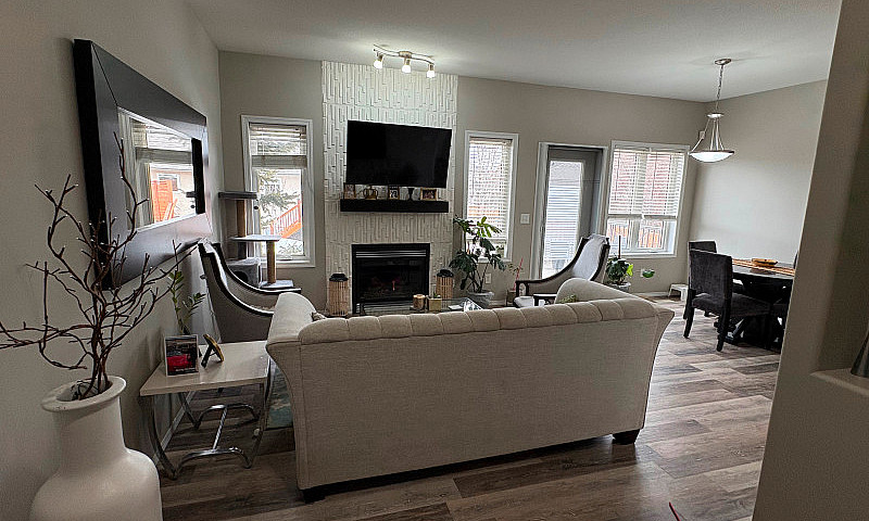Beautiful Sought Aft...