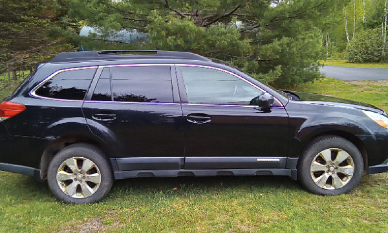 2011 Subaru Outback ...
