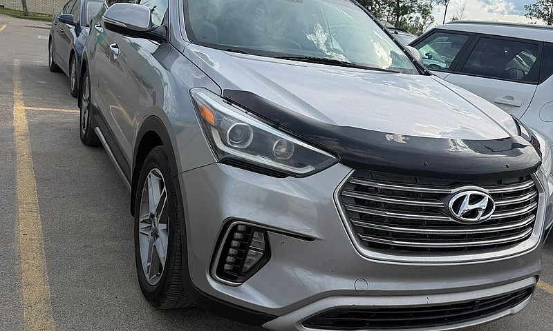 Hyundai Santa Fe...